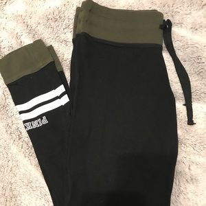 VS Pink Leggings with army green trim